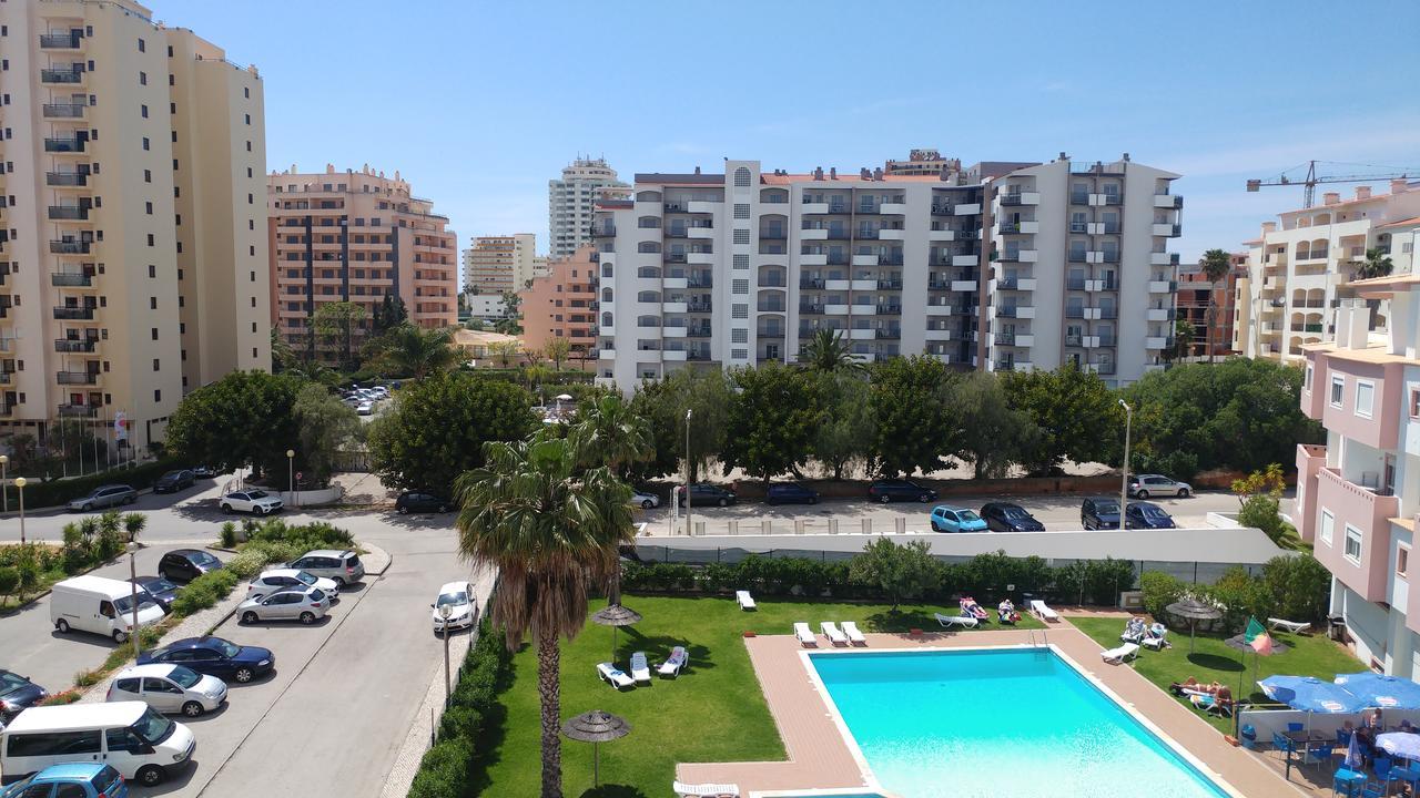 Apartment with Terrace,645605367:JPEG