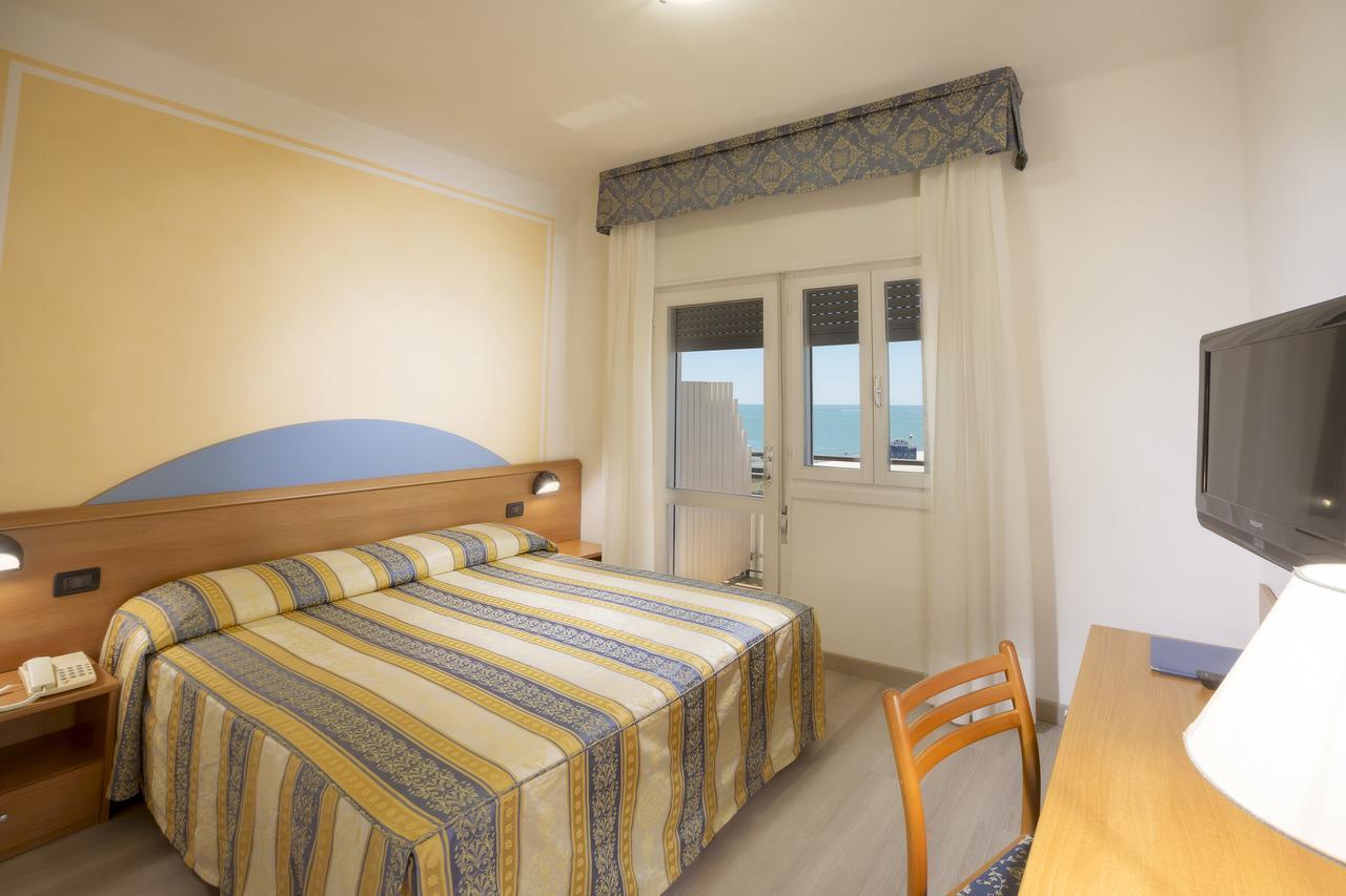 Double Room with Sea View,649251024:JPEG