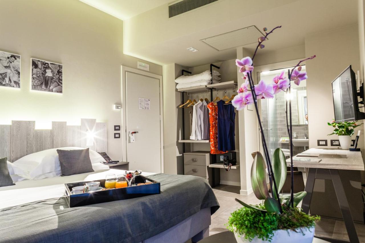 Doppel-/Zweibettzimmer mit Stadtblick
