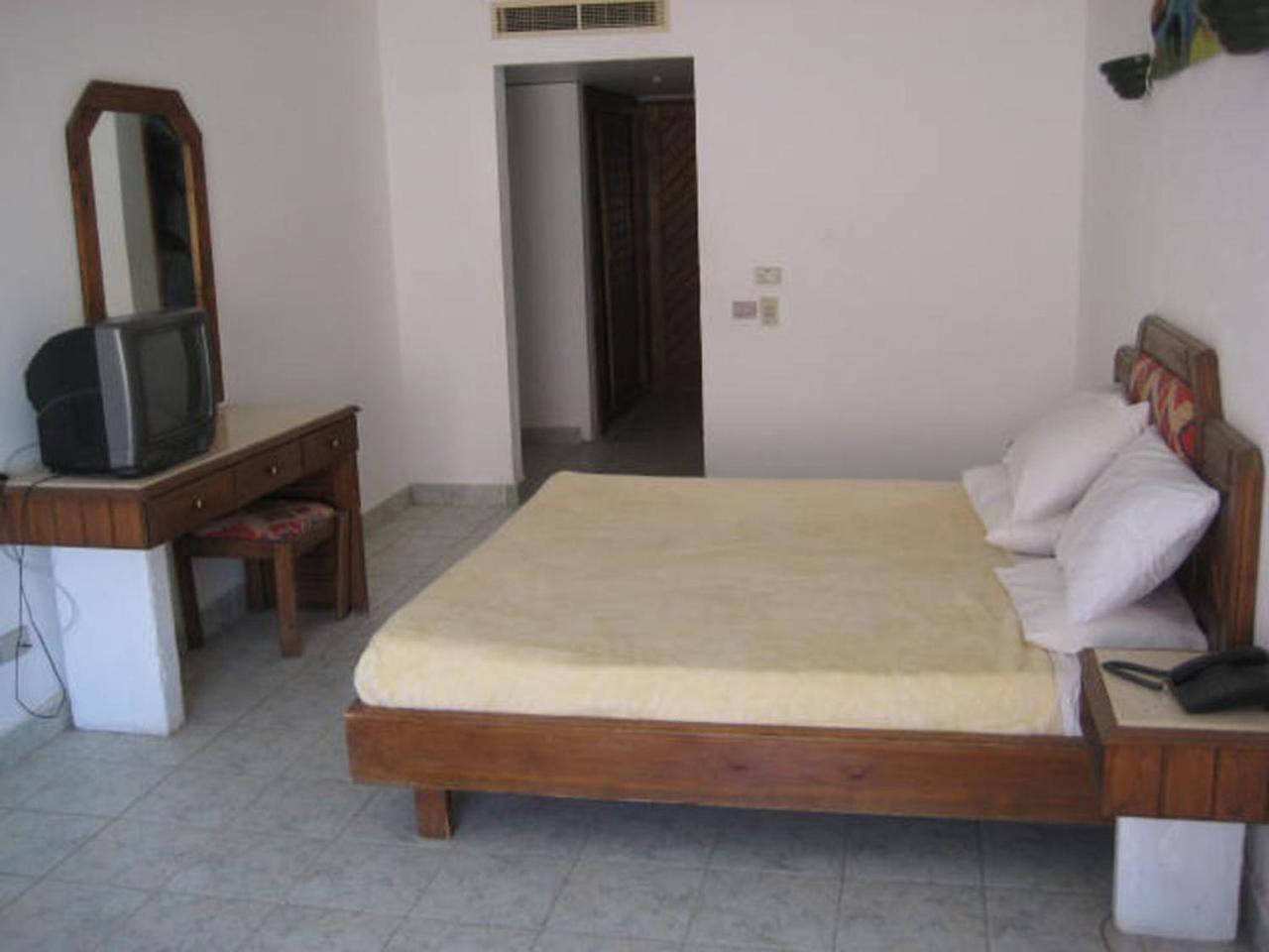 Single Room with Balcony