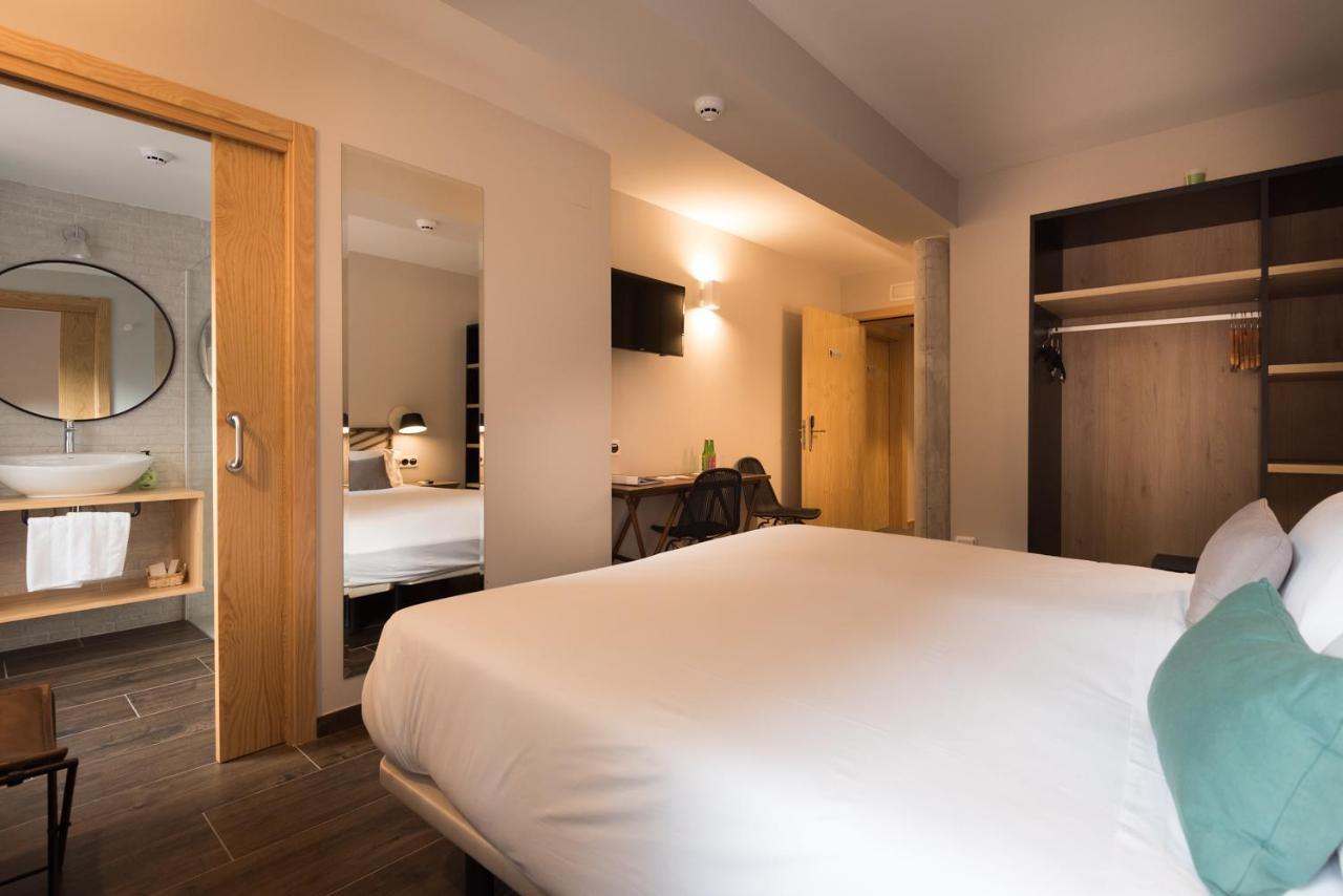 Double Room,1284394912:JPEG