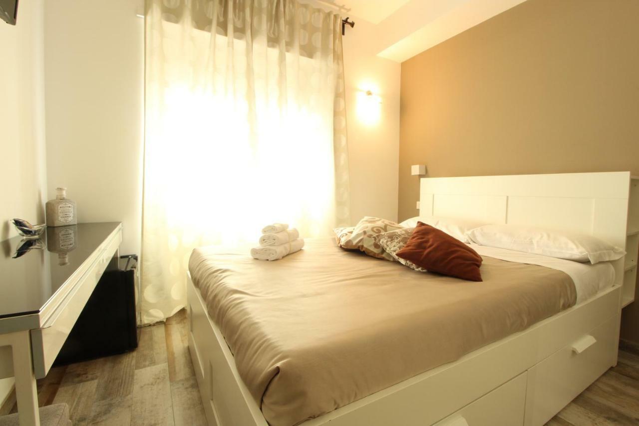 Double Room,798847698:JPEG