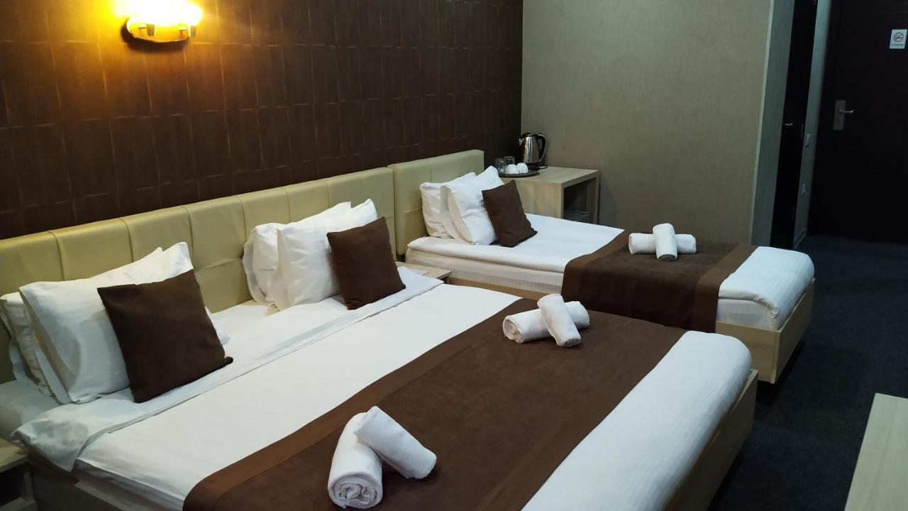 Chambre Triple avec Balcon