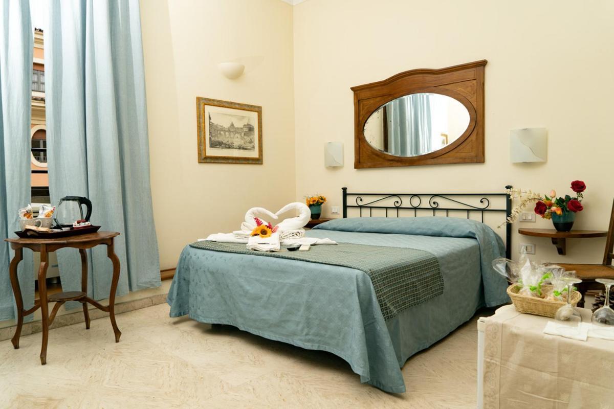 Double or Twin Room,1216068670:JPEG