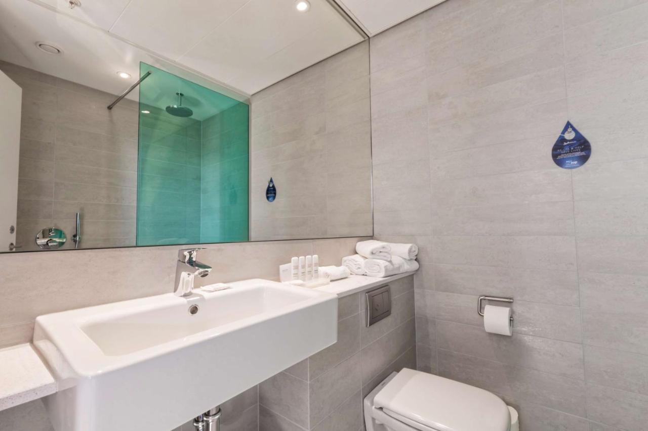 Quarto Business com Cama de Casal ou 2 de Solteiro