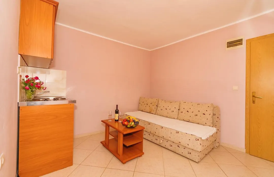 Guest House Edita-1