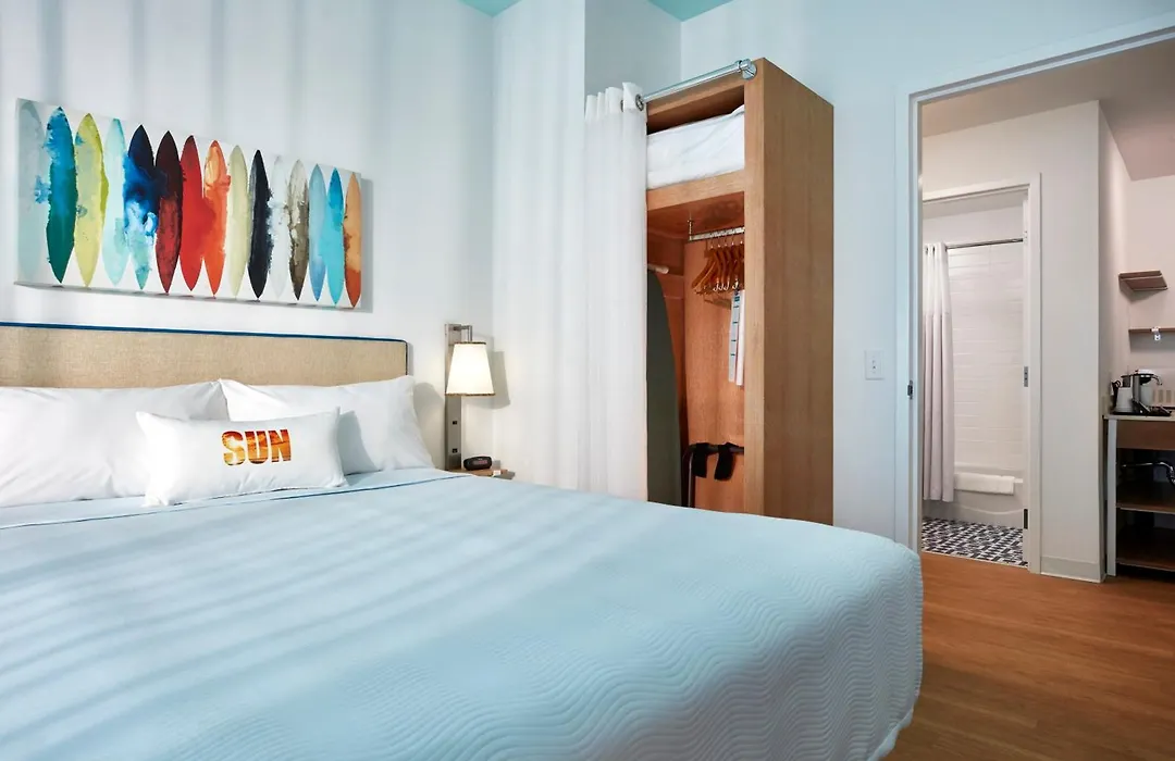 Universal'S Endless Summer Resort - Surfside Inn And Suites-1