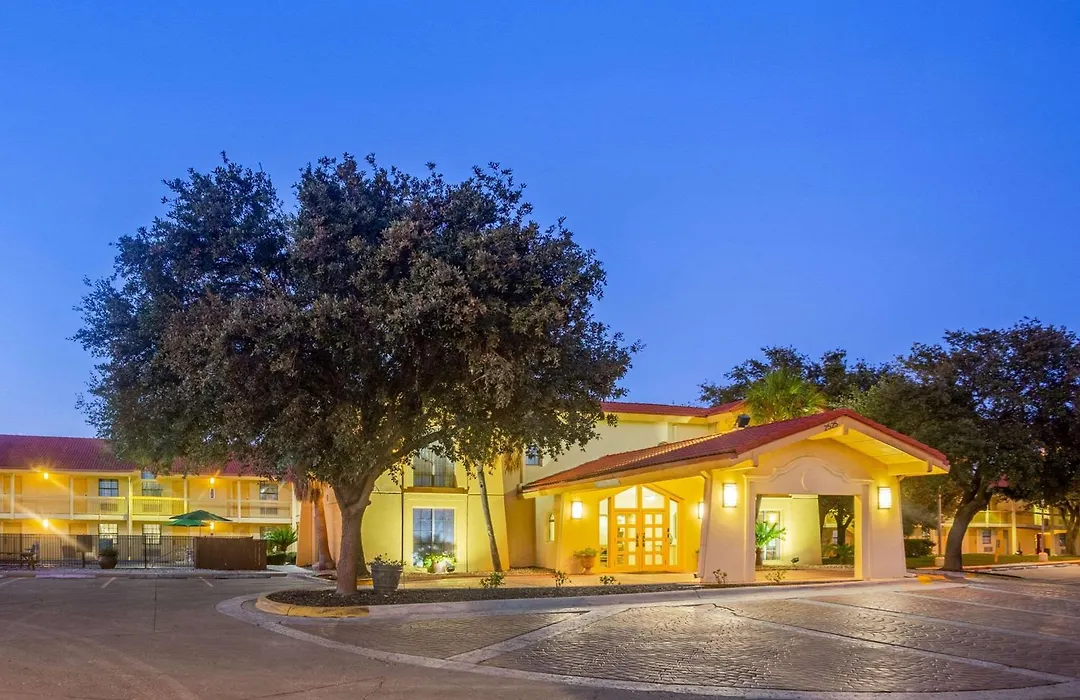 La Vista Express - Formerly La Quinta-1