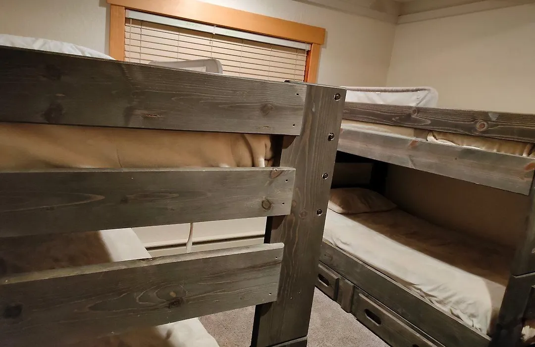 Brockway Springs Lodge-1
