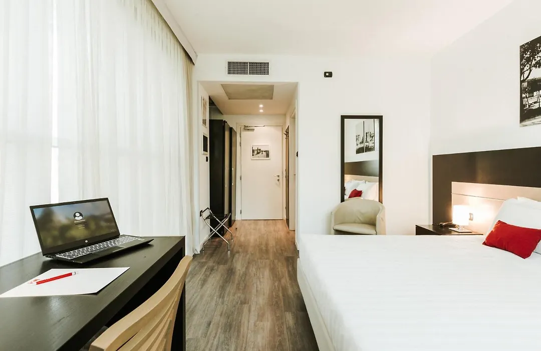 Hotel Carpi-1