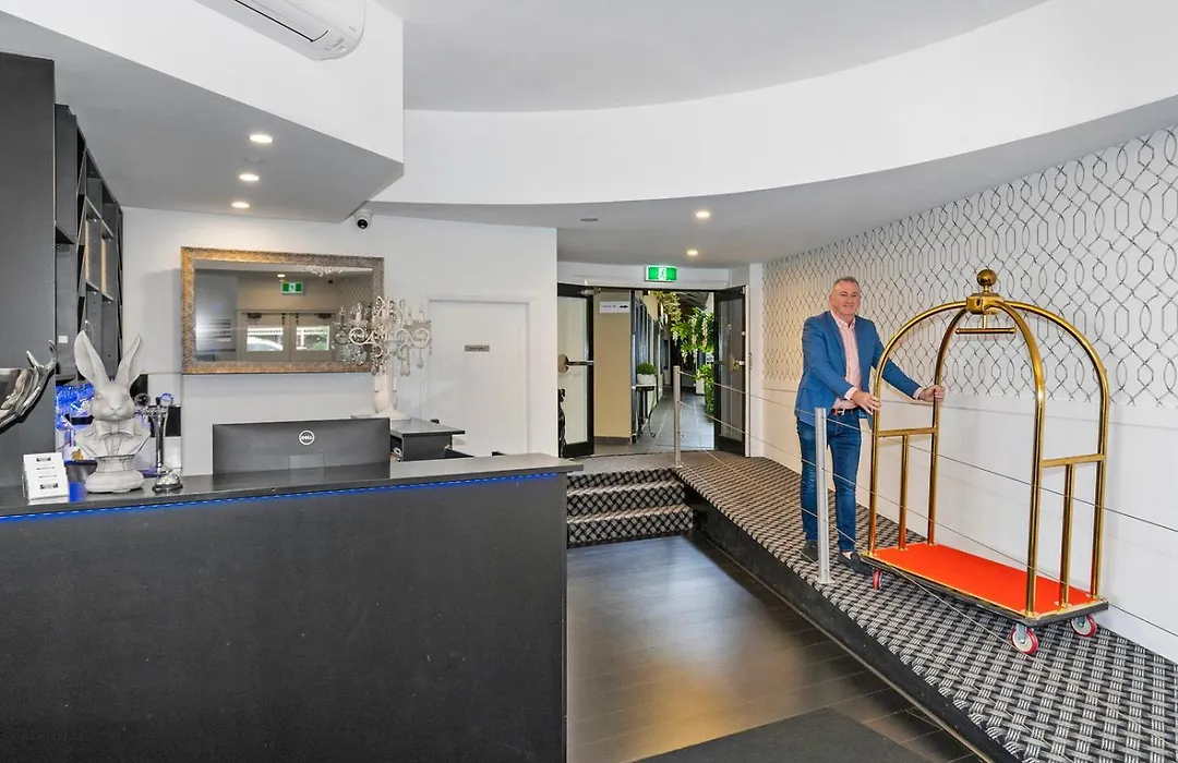 Airport Hotel Sydney-1