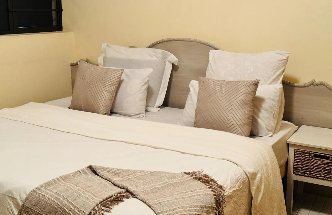 Wildflower Way Self Catering Accommodation-1