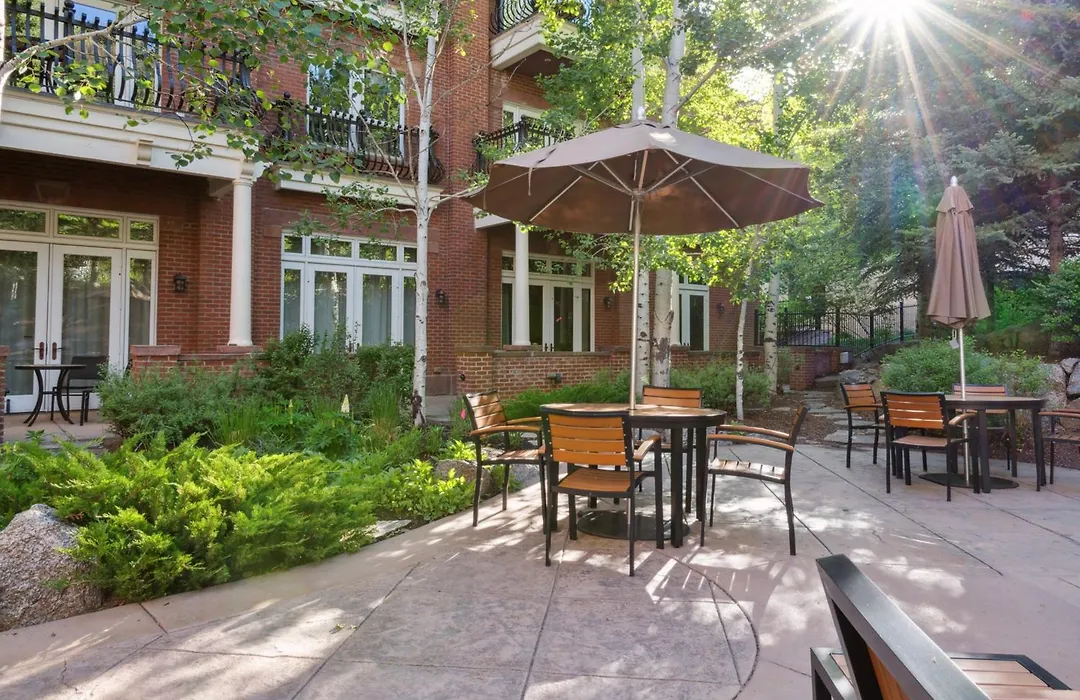 The Aspen Mountain Residences-1