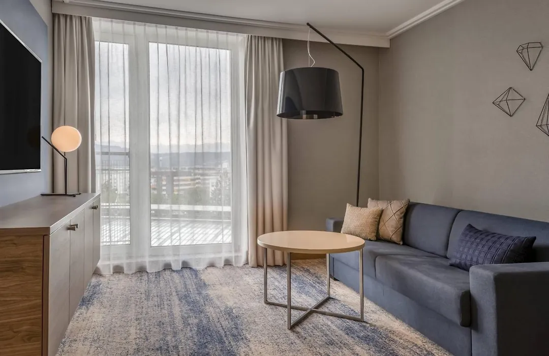 Courtyard By Marriott Linz-1