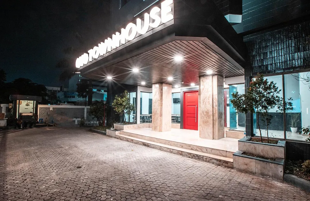 Super Oyo Townhouse 1 Hotel Salemba-1