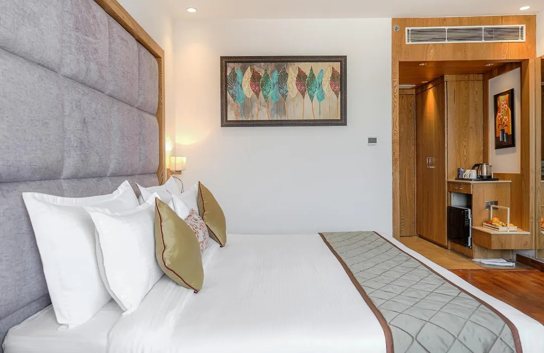 Quality Inn Elite By White Panda Hotels-1