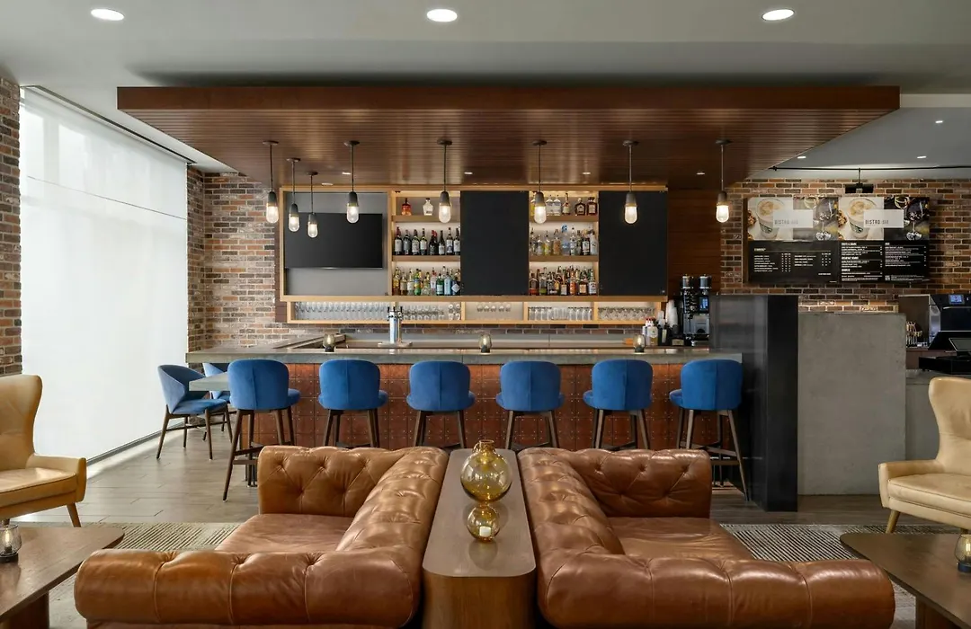 Courtyard By Marriott Portland Downtown/Waterfront-1