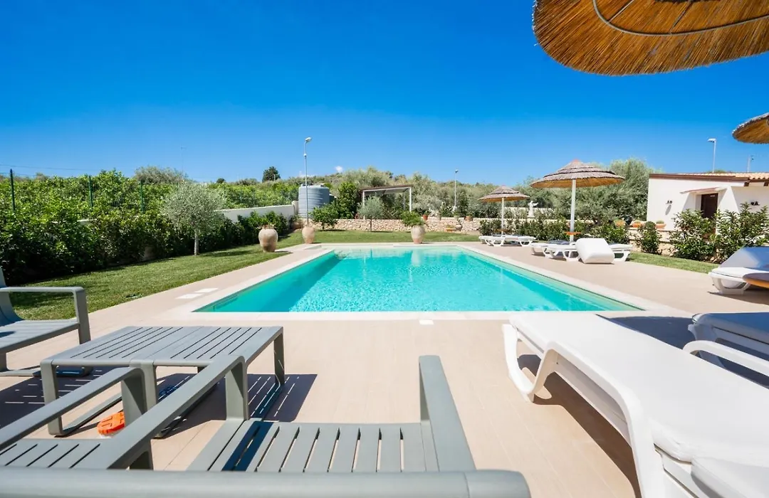 Villa Carmiano B&B Luxury Bedrooms In Avola In The Province Of Syracuse With Room With Swimming Pool-1