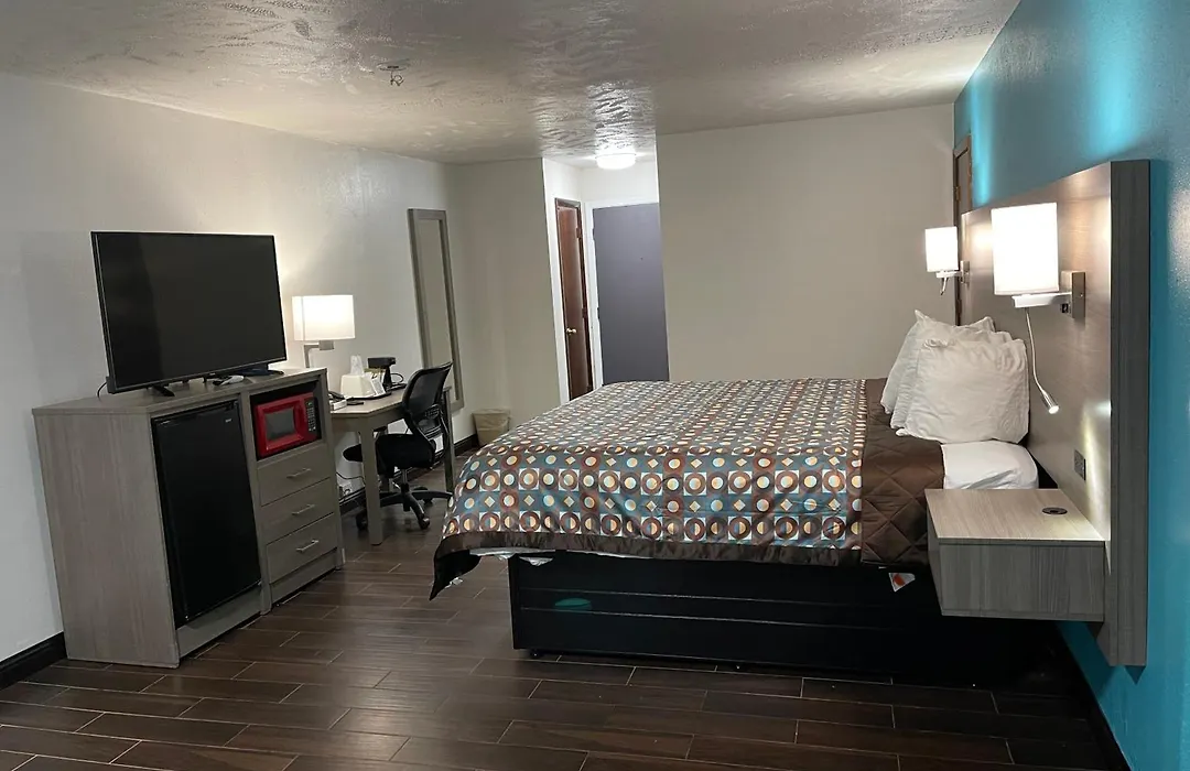 Baymont By Wyndham Bellevue - Omaha-1