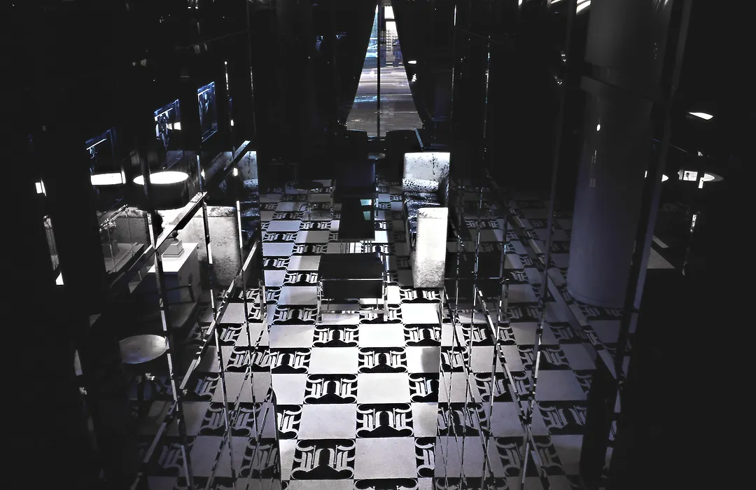 Night Hotel By Sb At Times Square-1