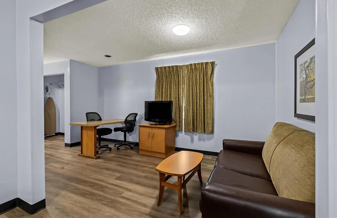 Suburban Studios Brentwood - Nashville-1