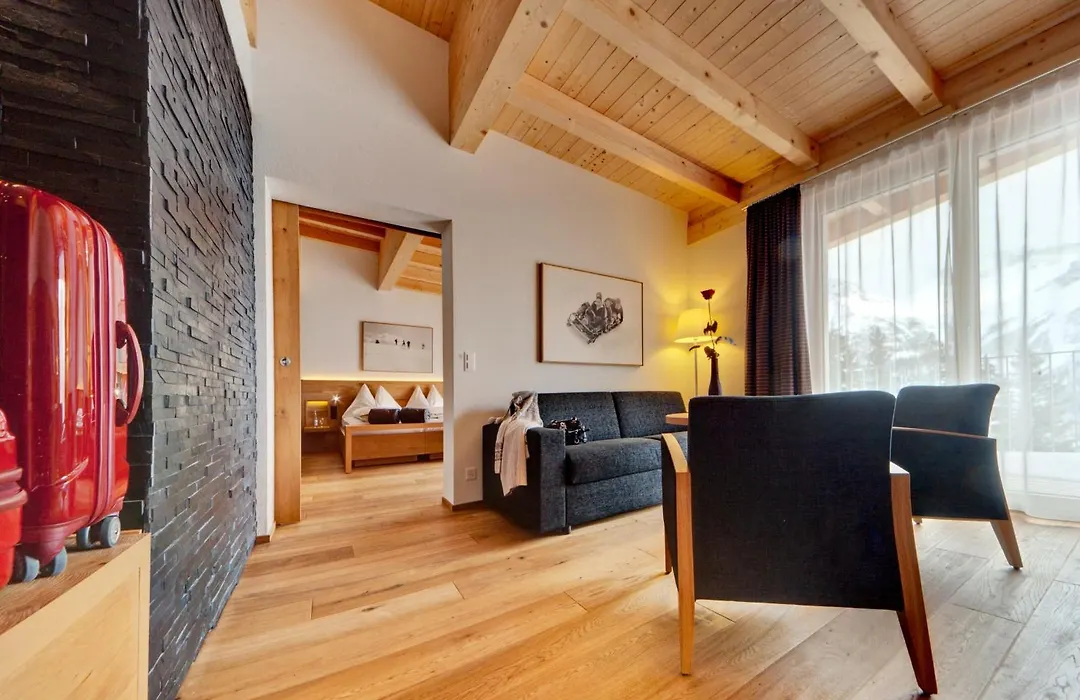Waldhotel Arosa-1