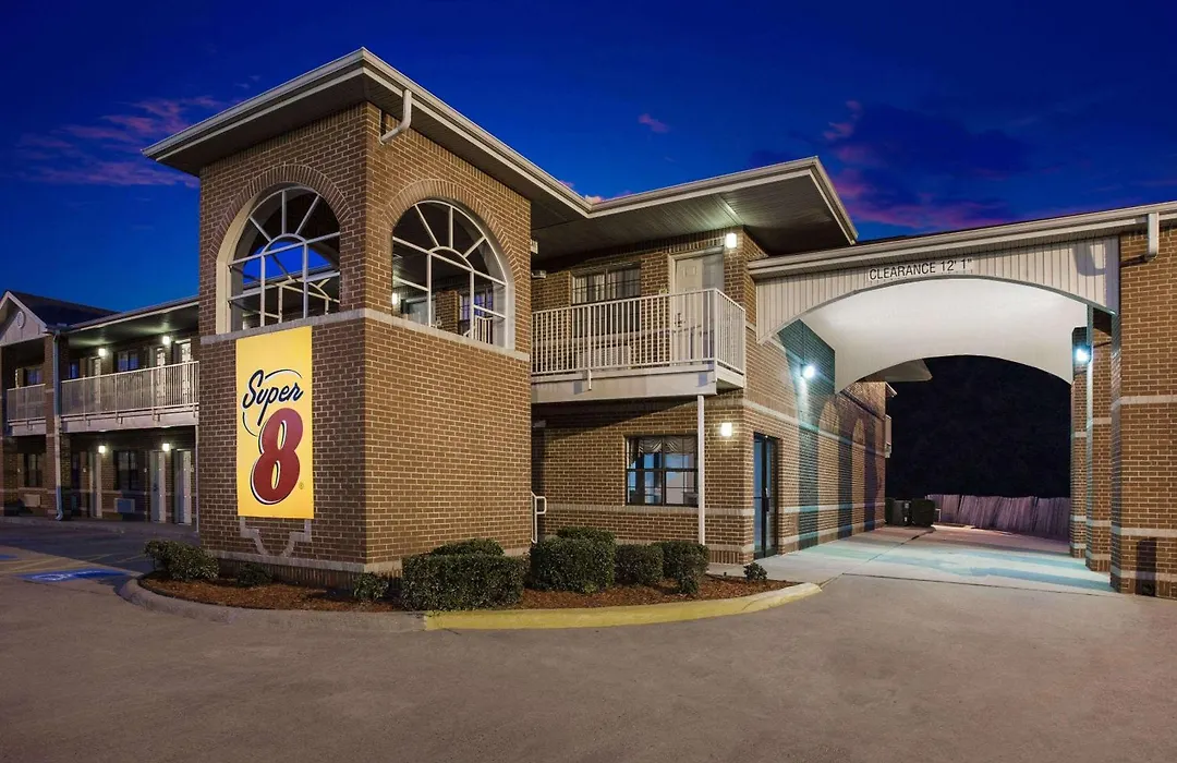 Super 8 By Wyndham Cabot-1