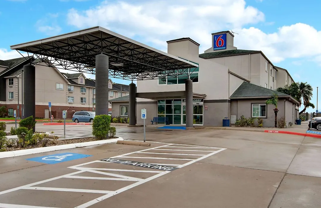 Motel 6-Pharr, Tx-1