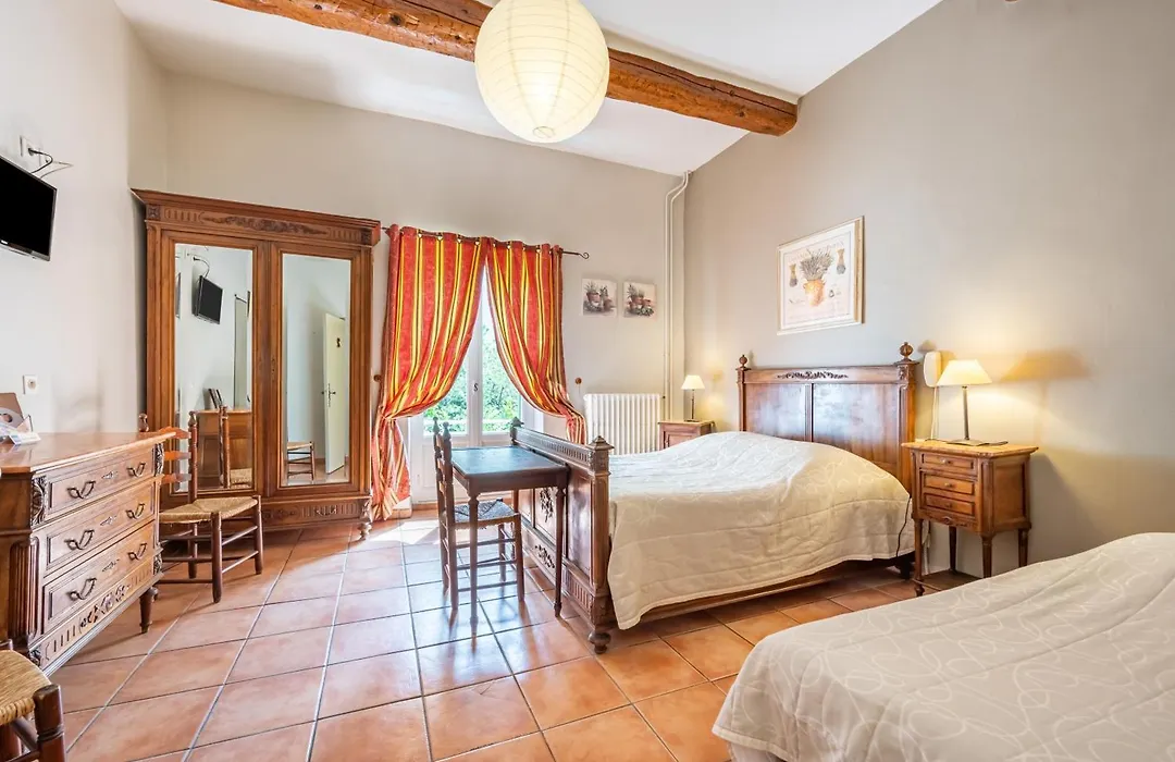Au Saint Roch - Hôtel et Jardin-1