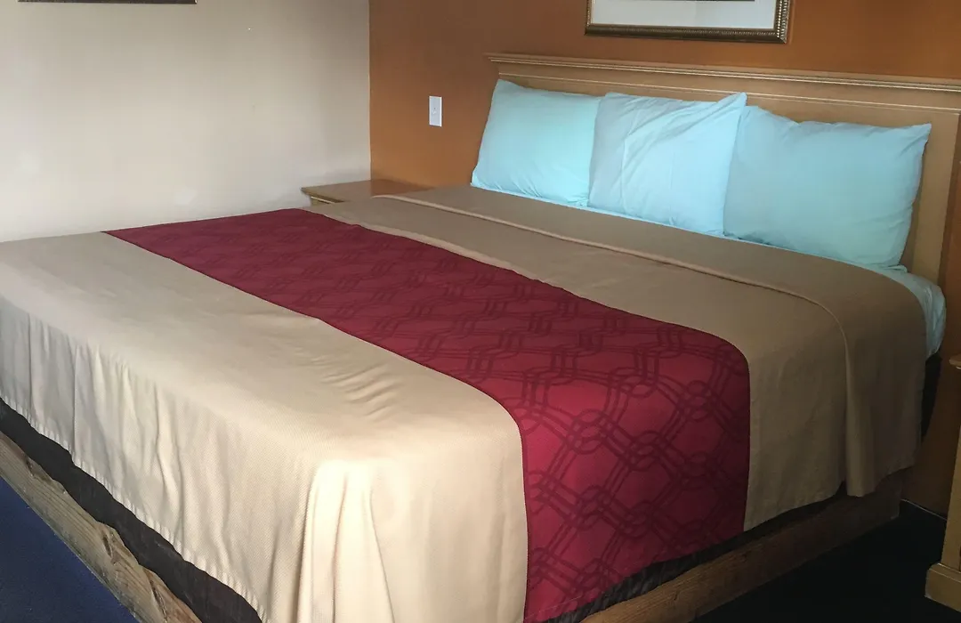 Budget Inn & Suites-1