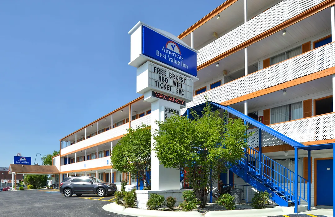Americas Best Value Inn & Suites Branson - Near The Strip-1