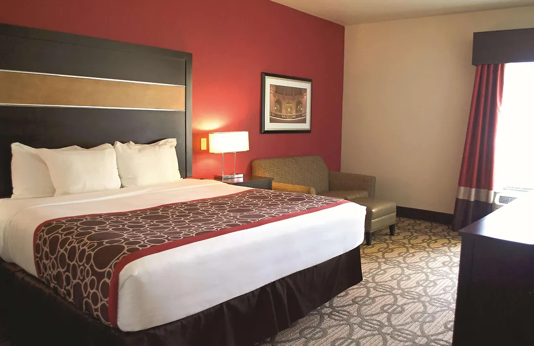 La Quinta By Wyndham Pearsall-1