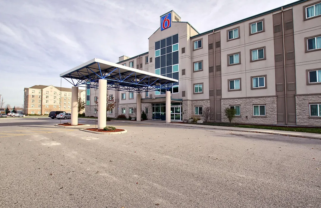 Motel 6-London, On - Ontario-1
