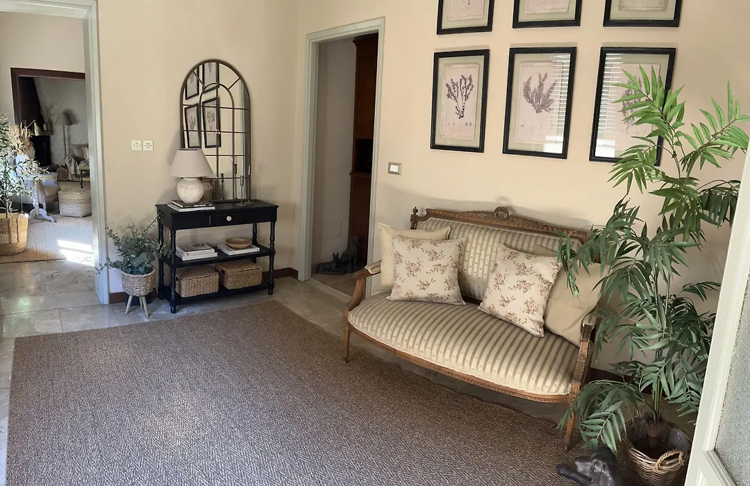 Villa House And Garden B&B-1
