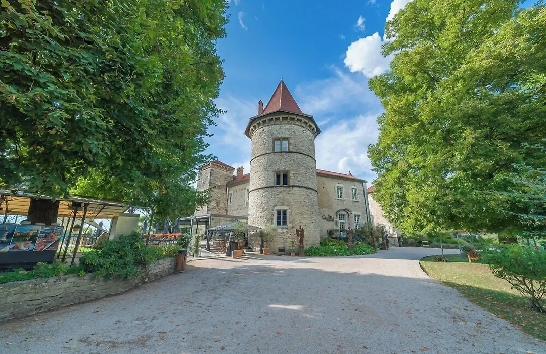 Château Chapeau Cornu-1