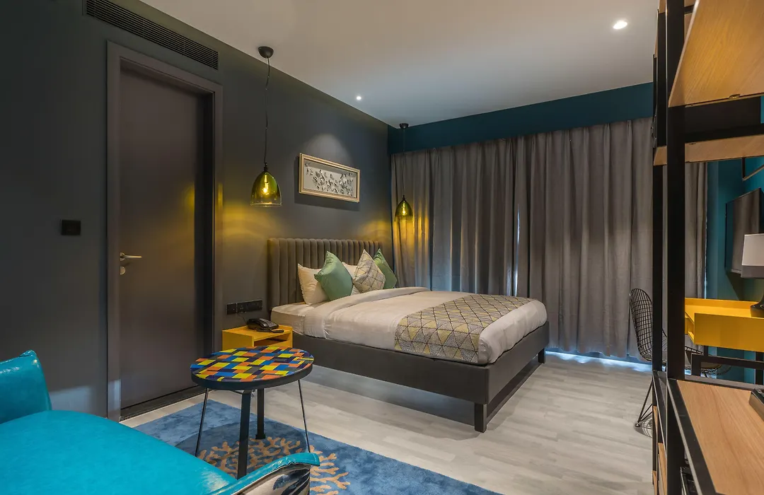 Hotel B Plus L-1