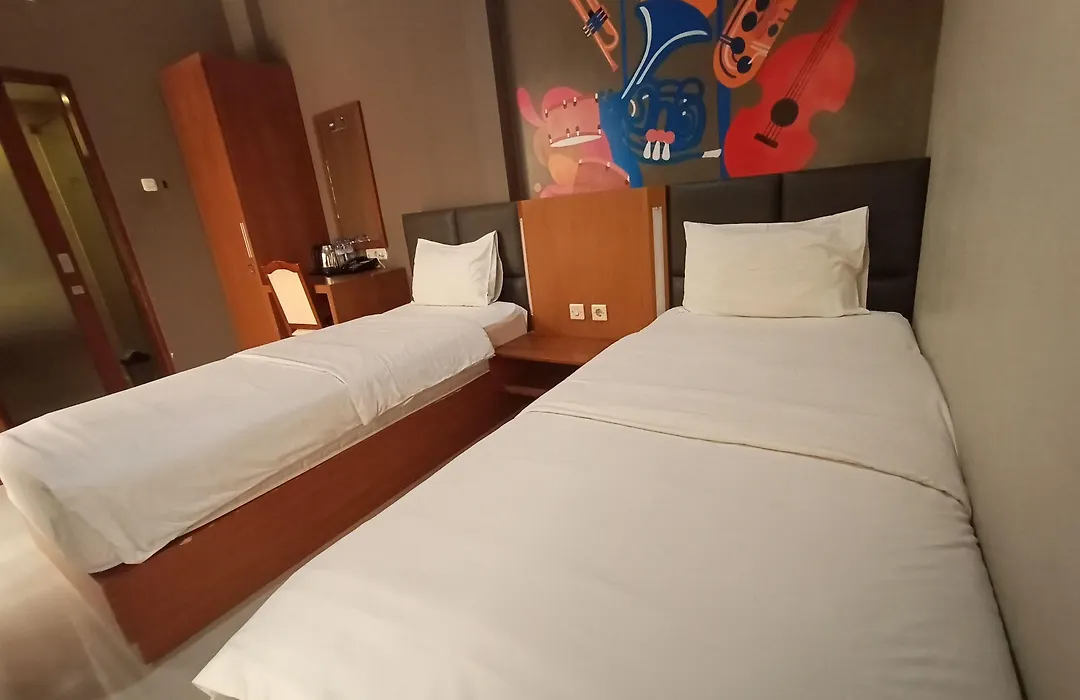 Votel Viure Hotel Jogjakarta-1