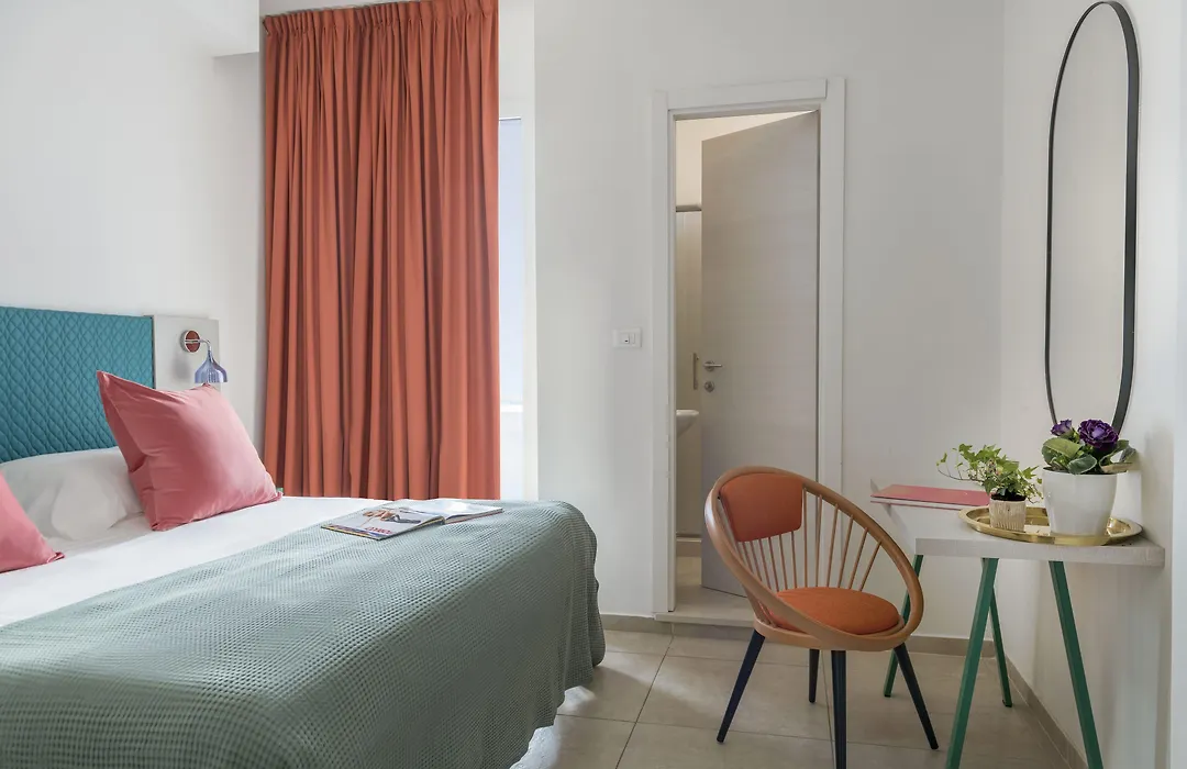 Hotel Rainbow ***S-1