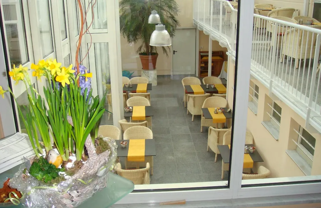 Lindemann Hotel-1