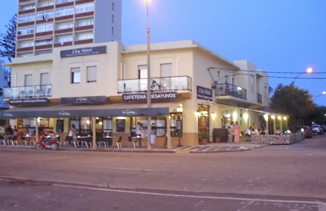 Hotel City Piriápolis-1