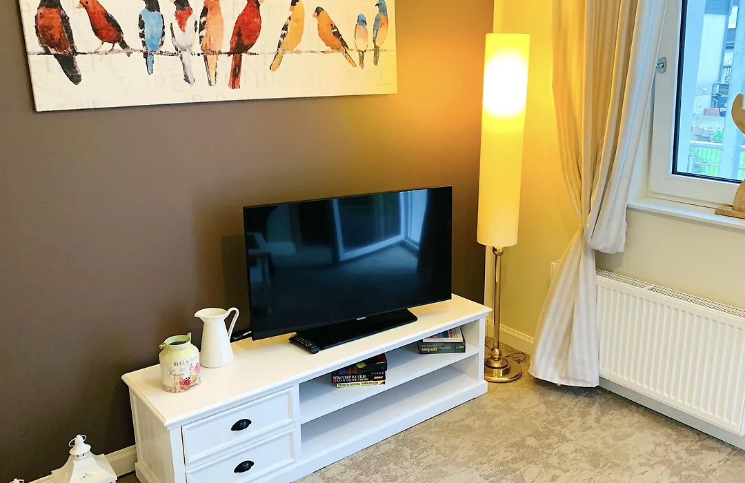 BESOTEL Mettmann-schicke FeWo oder Apartments nähe Golfplatz Gruiten und Neandertal mit Glasfaser WLAN und Parkplatz-viele Schlafzimmer mit Bad en suite-1