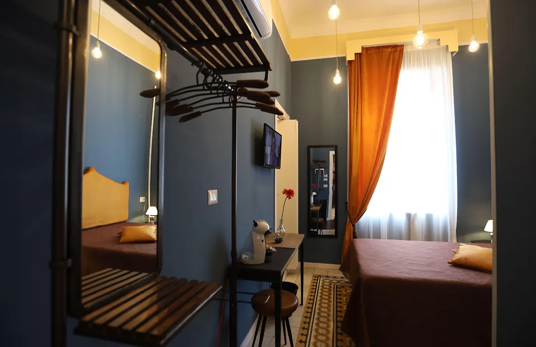 Aroma - Neapolitan Bnb-1