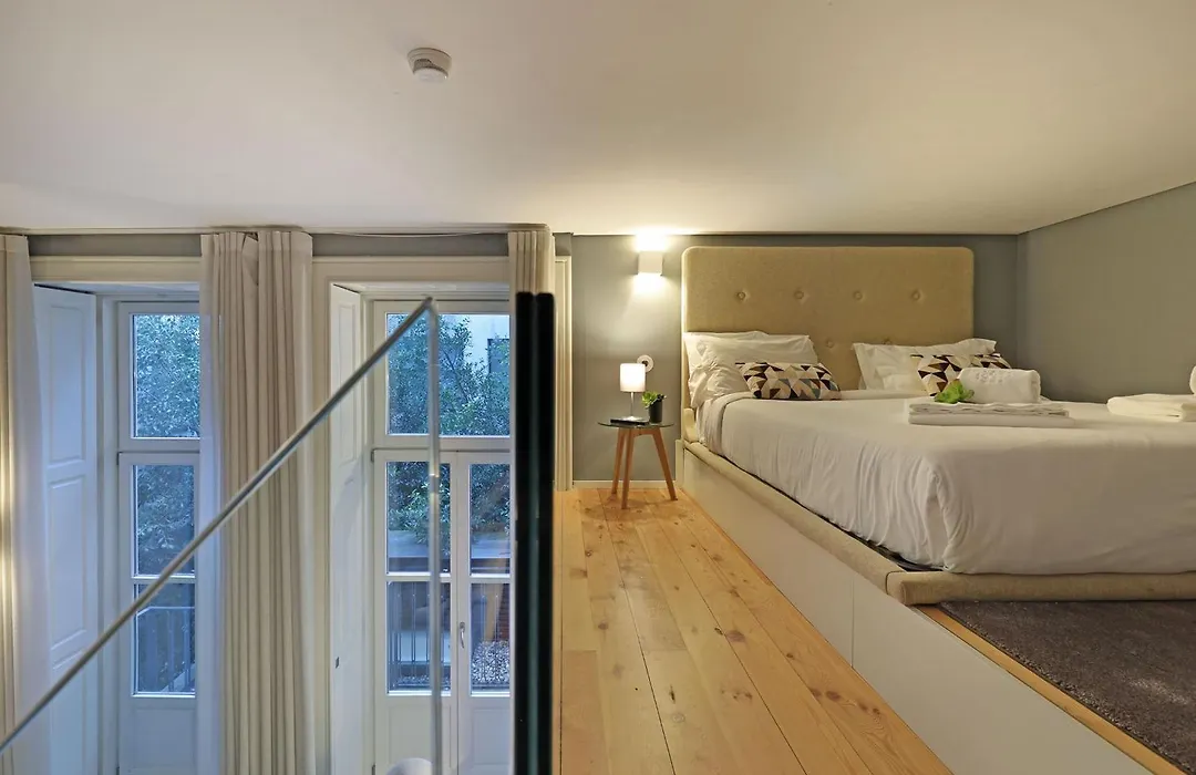 Villa Mouzinho By On Apartments-1