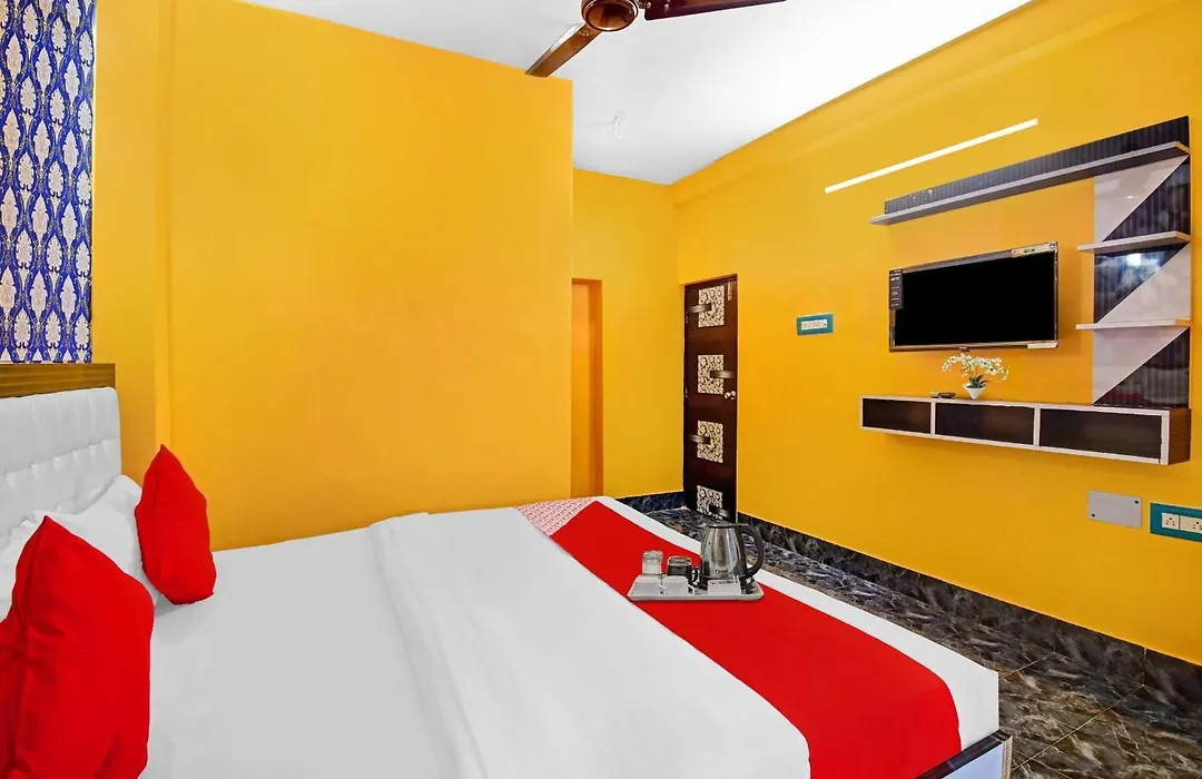 Hotel O Diamond Tree Sector 49 Noida Near Prayag Hospital-1