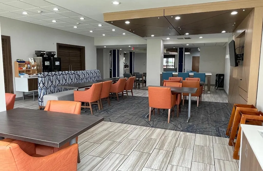 Holiday Inn Express Hotel & Suites Tipp City By Ihg-1