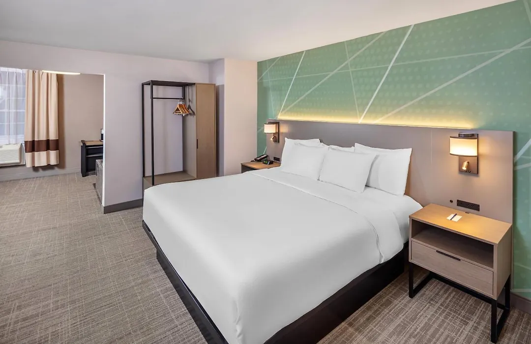 Comfort Inn-1