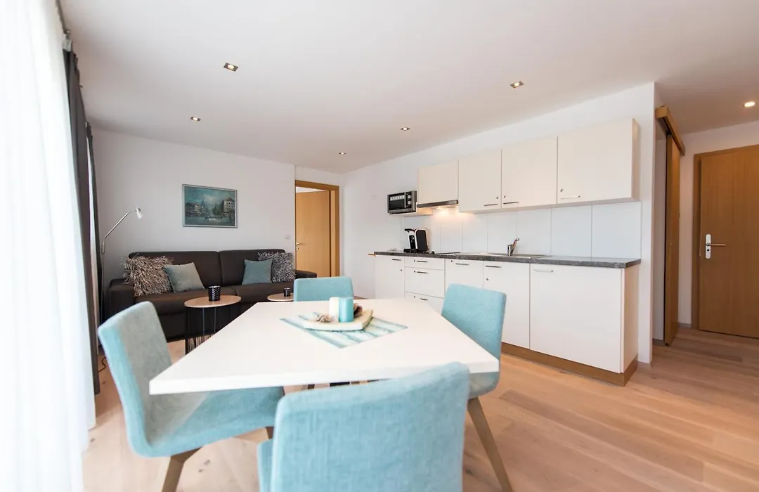Lapis Monti Apartments & Suites-1