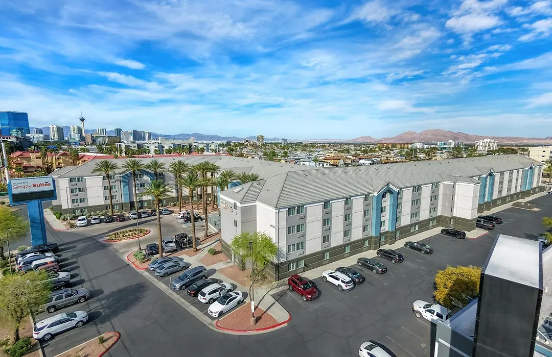 Sonesta Simply Suites Las Vegas Convention Center-1