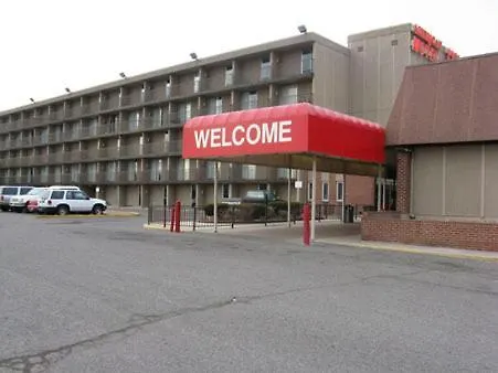 American Motel-1