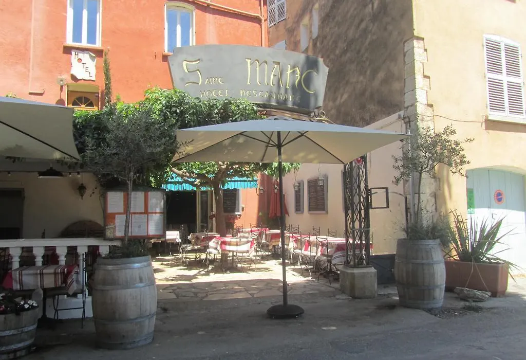 Hôtel Restaurant le Saint Marc-1